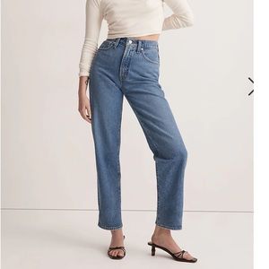 The Perfect Vintage Straight Jean in Earlwood Wash || NWT || size 26